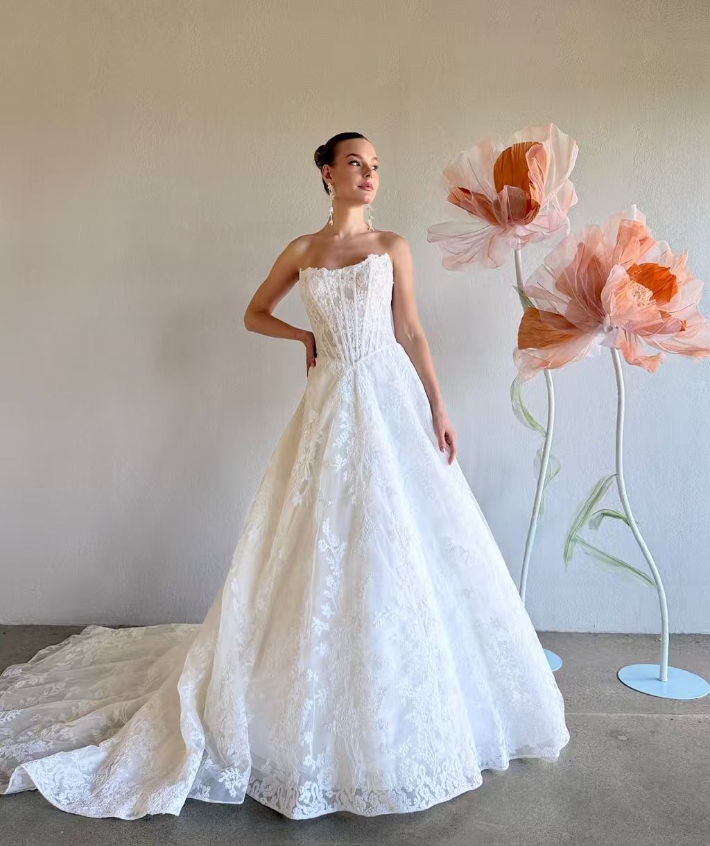 Becca Gown POPPY BRIDAL Becca Gown POPPY BRIDAL