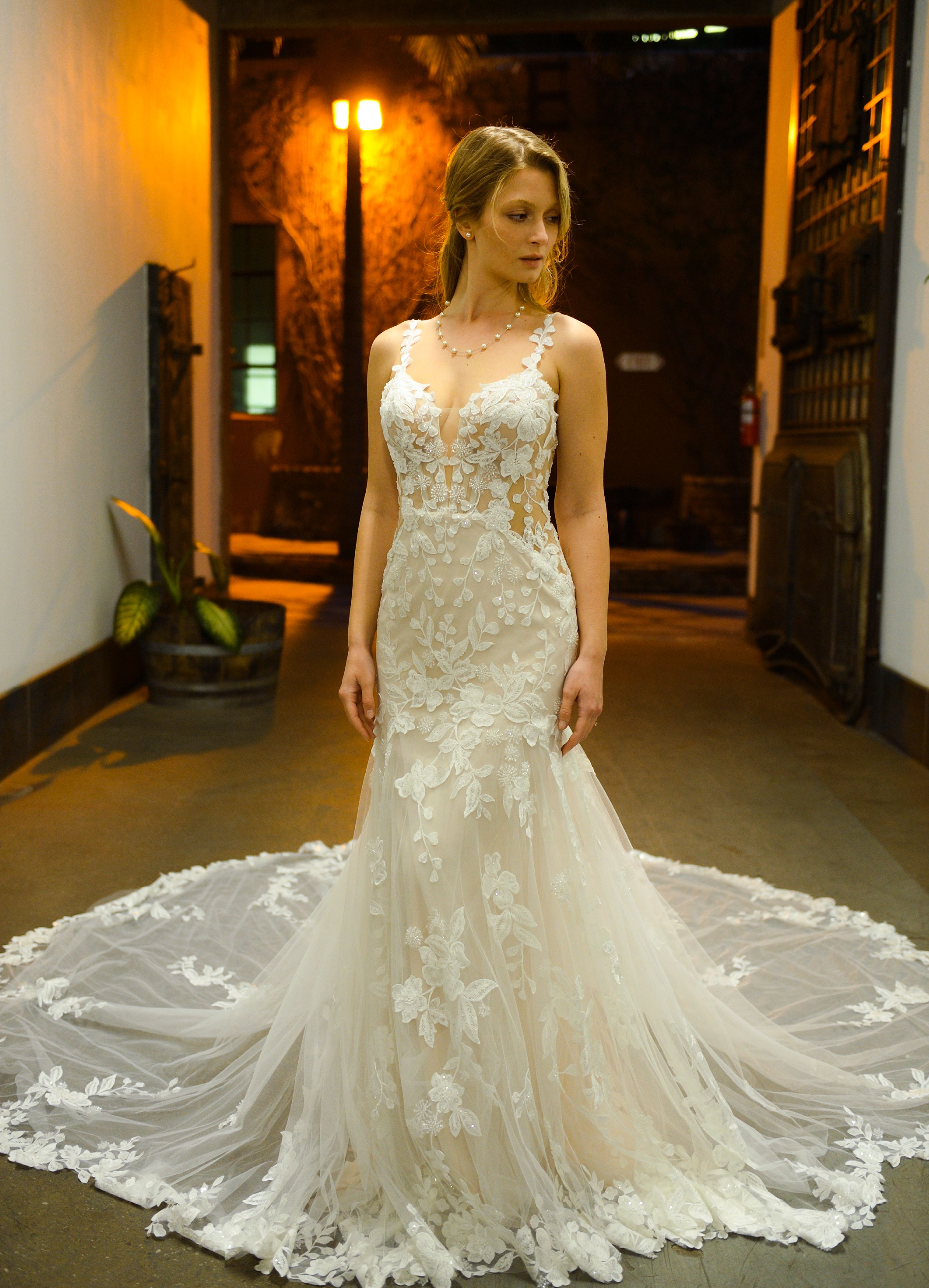 ROBEdeFLEURS romance pearl lace dress ♡ The Tear of Blossom and Candle Corset Dress
