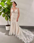 Aylin Gown